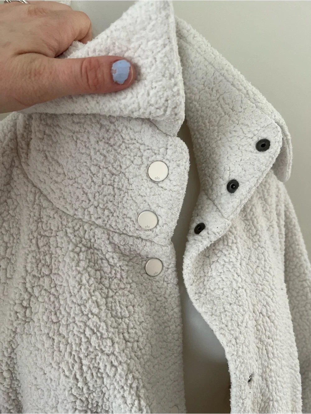 ALO Yoga Ivory Sherpa Snap-Front Jacket